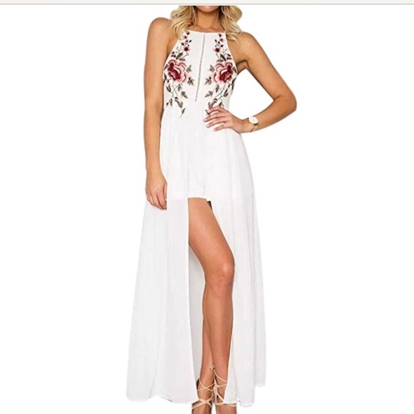 Dresses & Skirts - White romper dress with flowers